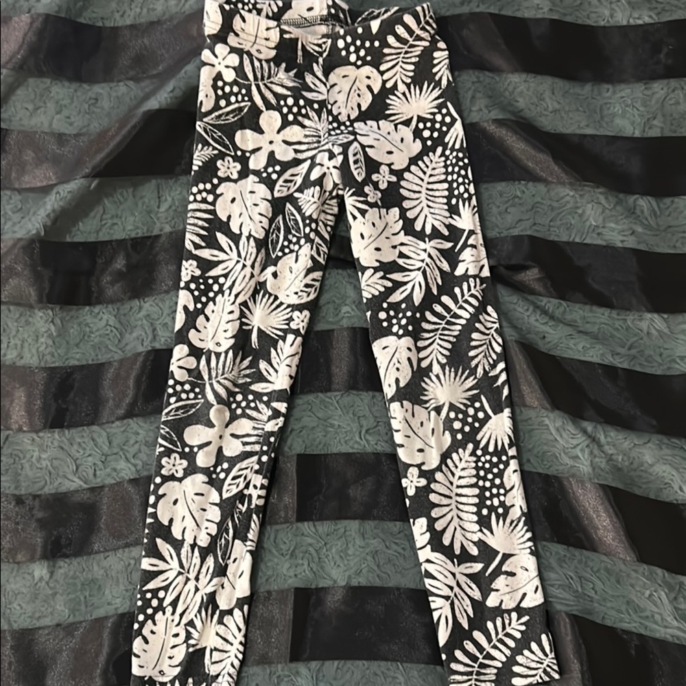Old Navy Girls Leggings - Black and White Floral
